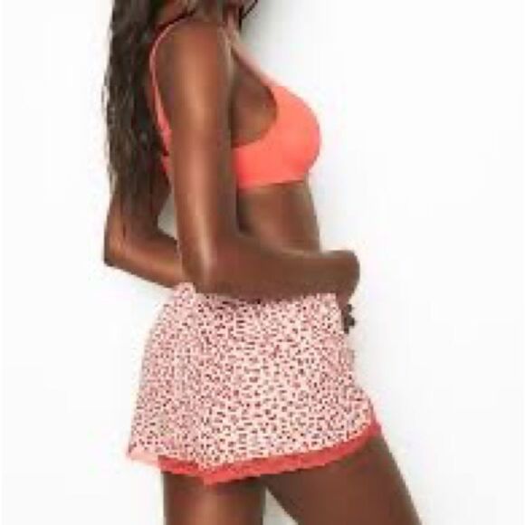 Set of 2 Victoria’s Secret Foil Dot Leopard Print Lace Trim pajama shorts Small - Picture 3 of 8